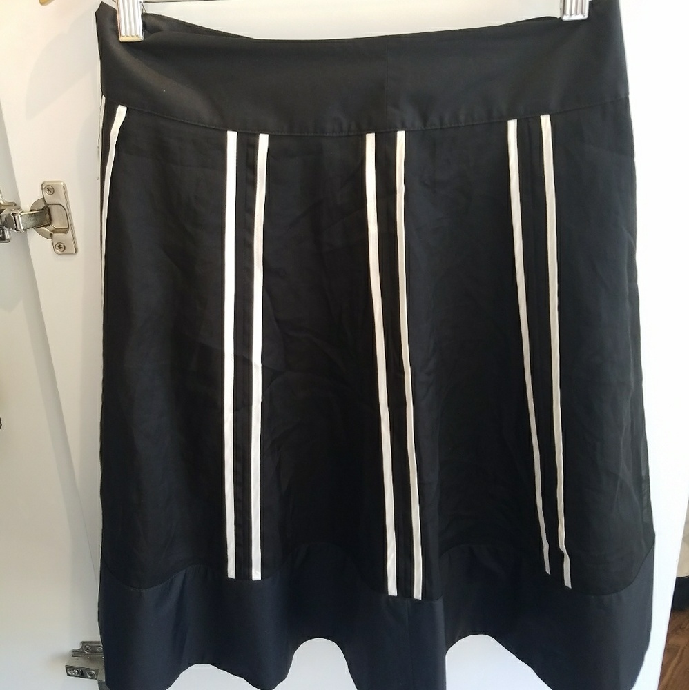 Black Club Monaco skirt